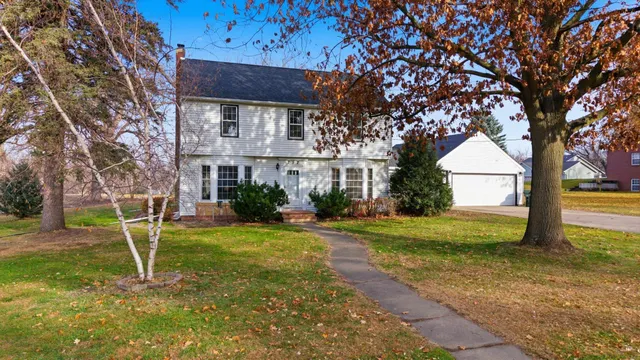 $270,000 | 752 2nd Street North, Brownton, MN 55312