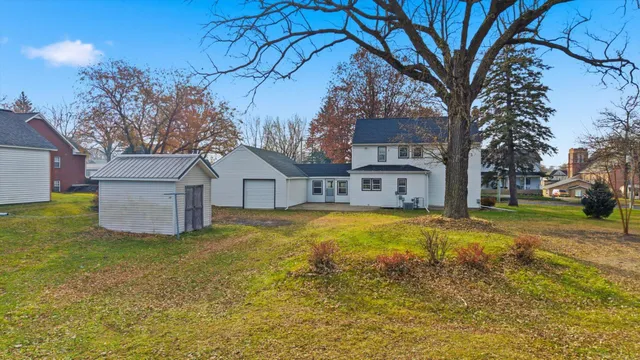 $270,000 | 752 2nd Street North, Brownton, MN 55312