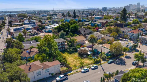 $355,000 | 1127 East 20th Street, Oakland, CA 94606