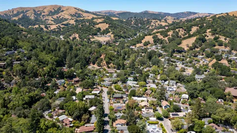 $525,000 | 127 Manor Road, Fairfax, CA 94930