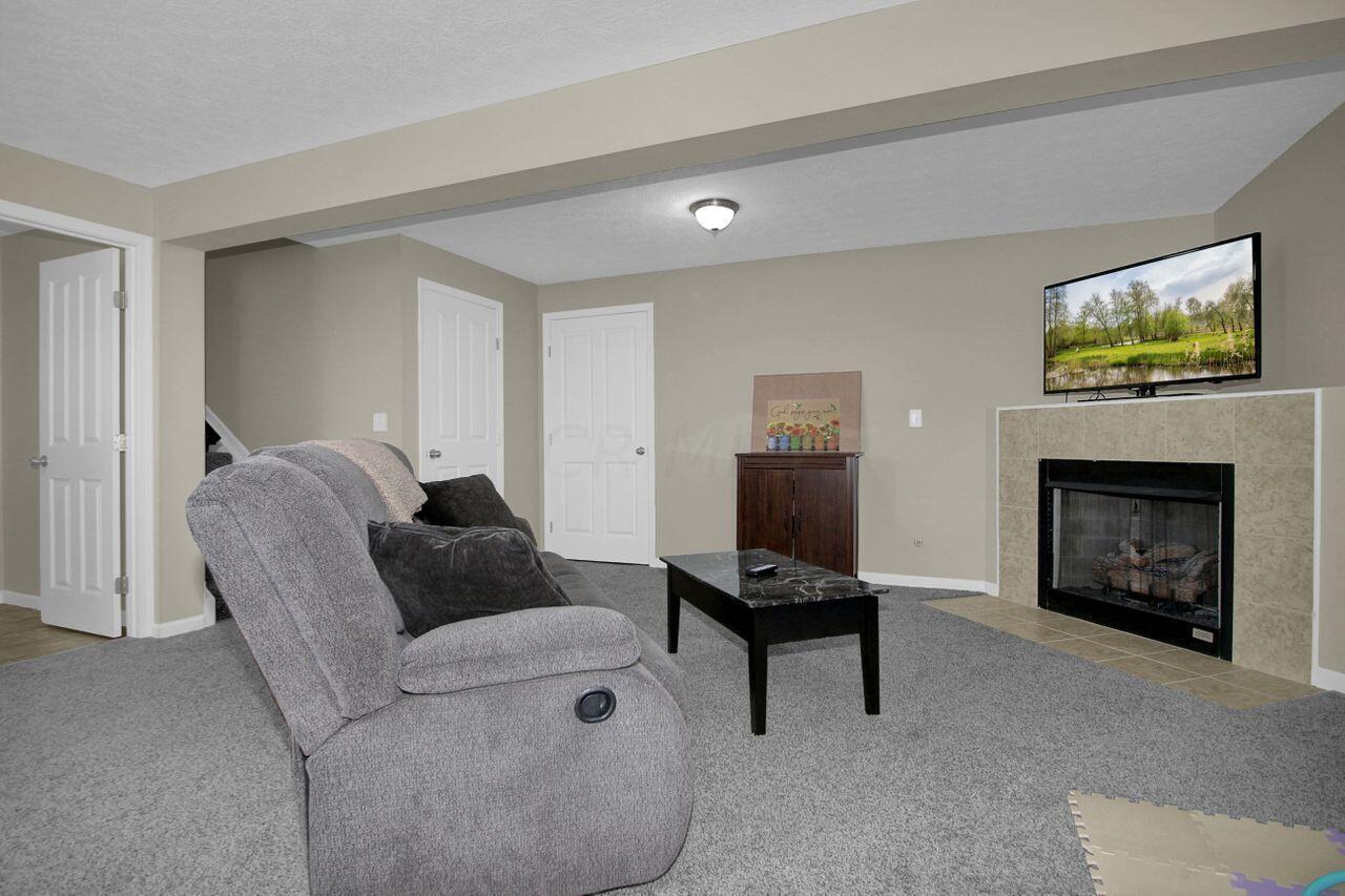 8008 Ravine Run Lane, Unit 8008 Columbus, OH 43235 - Photo 22 of 30 P