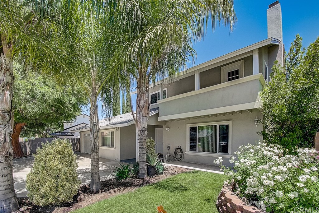 24700 Fourl Road Newhall, CA 91321 - Photo 3 of 59 Gallery Image 3