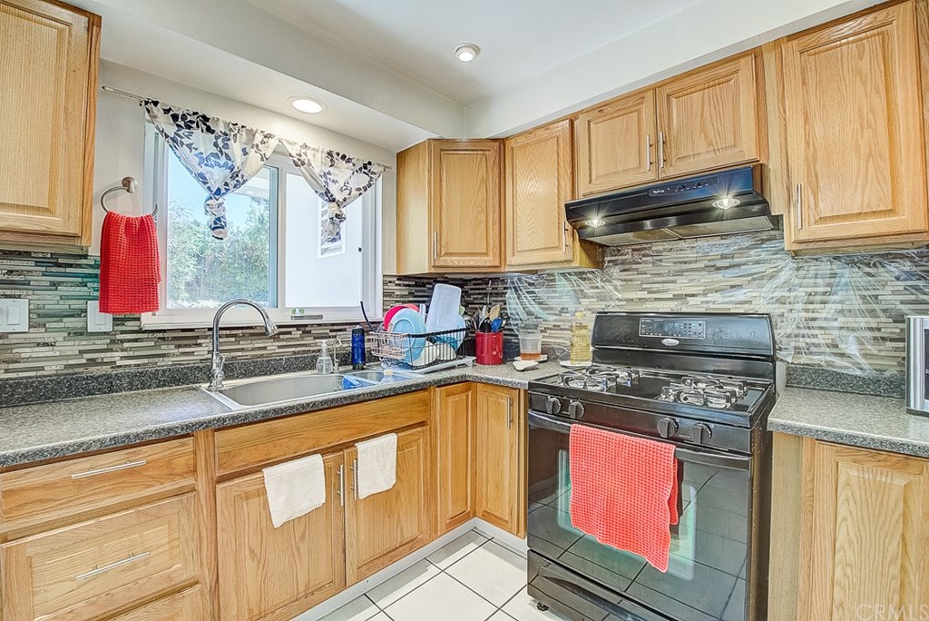 24700 Fourl Road Newhall, CA 91321 - Photo 23 of 59 Gallery Image 23