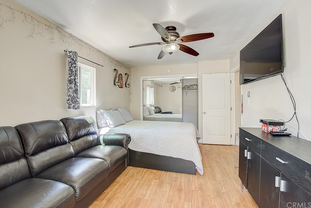 24700 Fourl Road Newhall, CA 91321 - Photo 26 of 59 Gallery Image 26