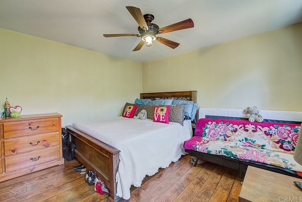 24700 Fourl Road Newhall, CA 91321 - Photo 32 of 59 Gallery Image 32