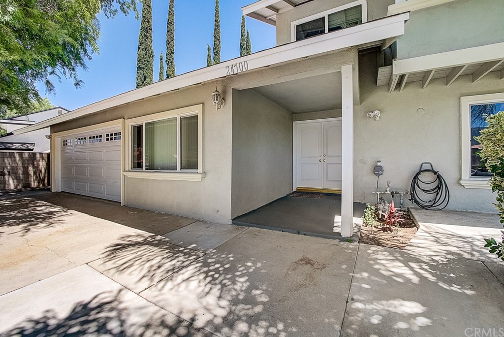24700 Fourl Road Newhall, CA 91321 - Photo 5 of 59 Gallery Image 5