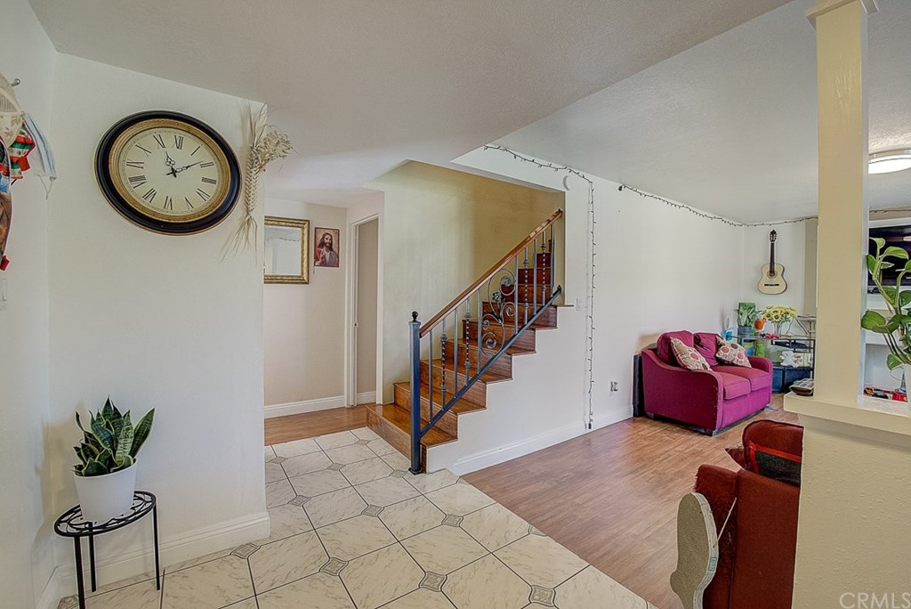 24700 Fourl Road Newhall, CA 91321 - Photo 9 of 59 Gallery Image 9
