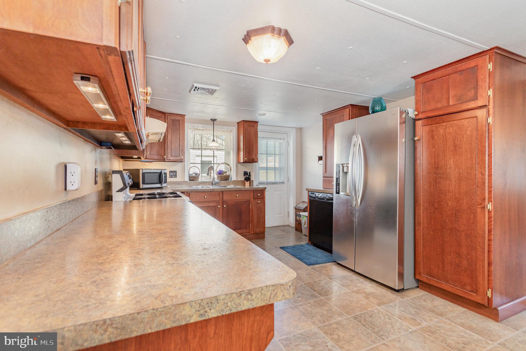 422 Oak Hollow Road Red Lion, PA 17356 - Photo 3 of 37 Gallery Image 3