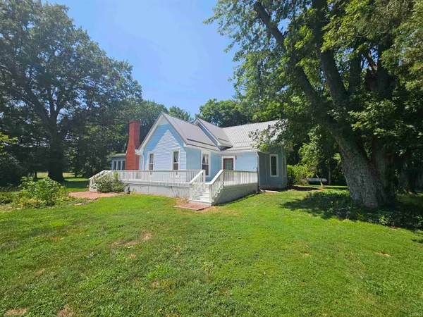 $525,000 | 3232 South Petersburg Road, Wheatland, IN 47597