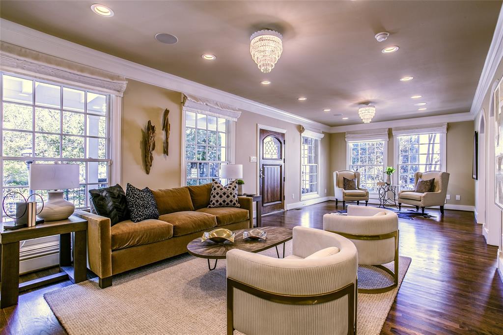 2916 Sale Street Dallas, TX 75219 - Photo 11 of 40