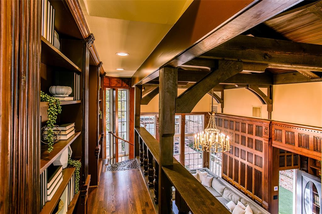 2916 Sale Street Dallas, TX 75219 - Photo 13 of 40