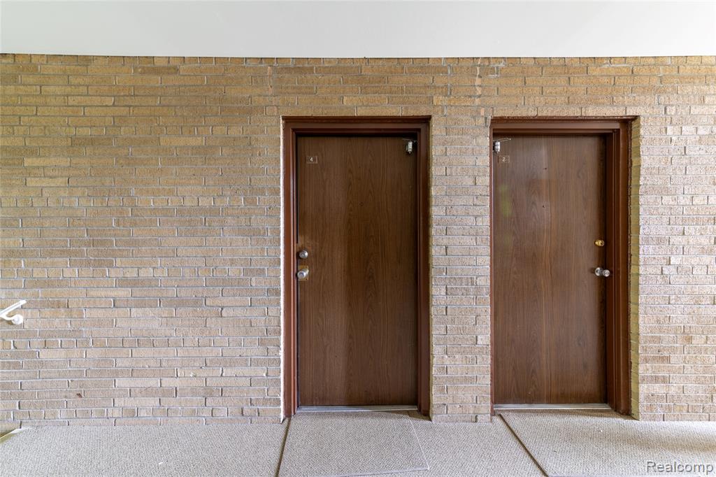 16591 Middlebelt Road, Unit 4 Livonia, MI 48154 - Photo 15 of 16