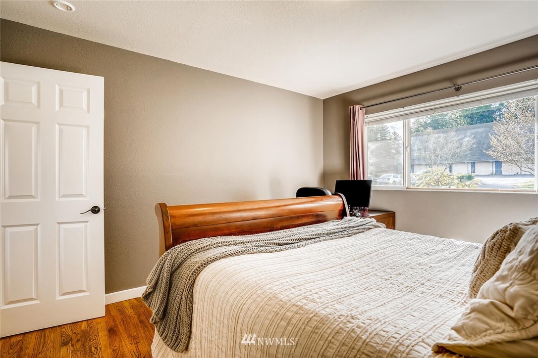 9927 232nd Street Southwest Edmonds, WA 98020 - Photo 19 of 28 Gallery Image 19