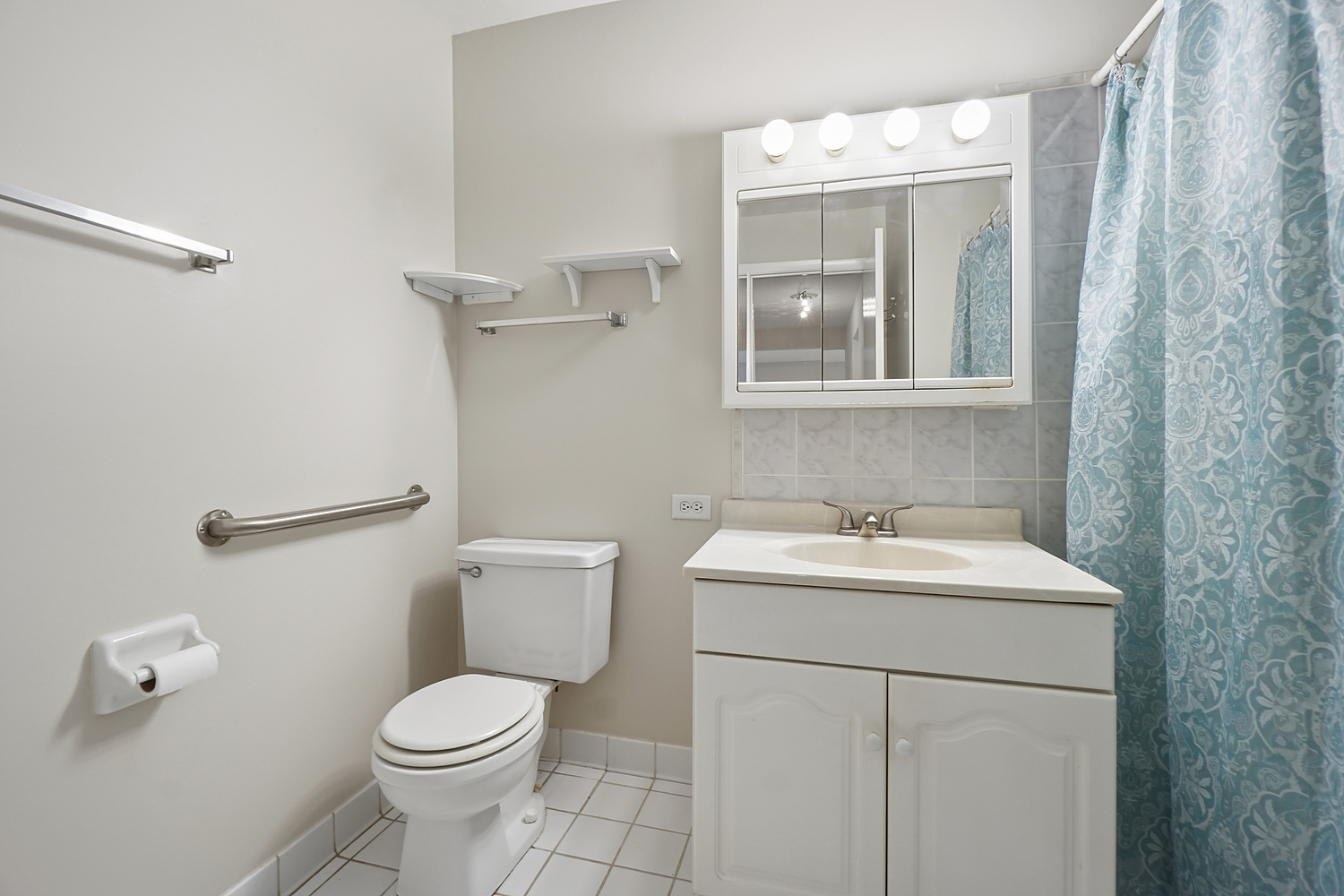 940 East Old Willow Road, Unit 307 Prospect Heights, IL 60070 - Photo 13 of 15