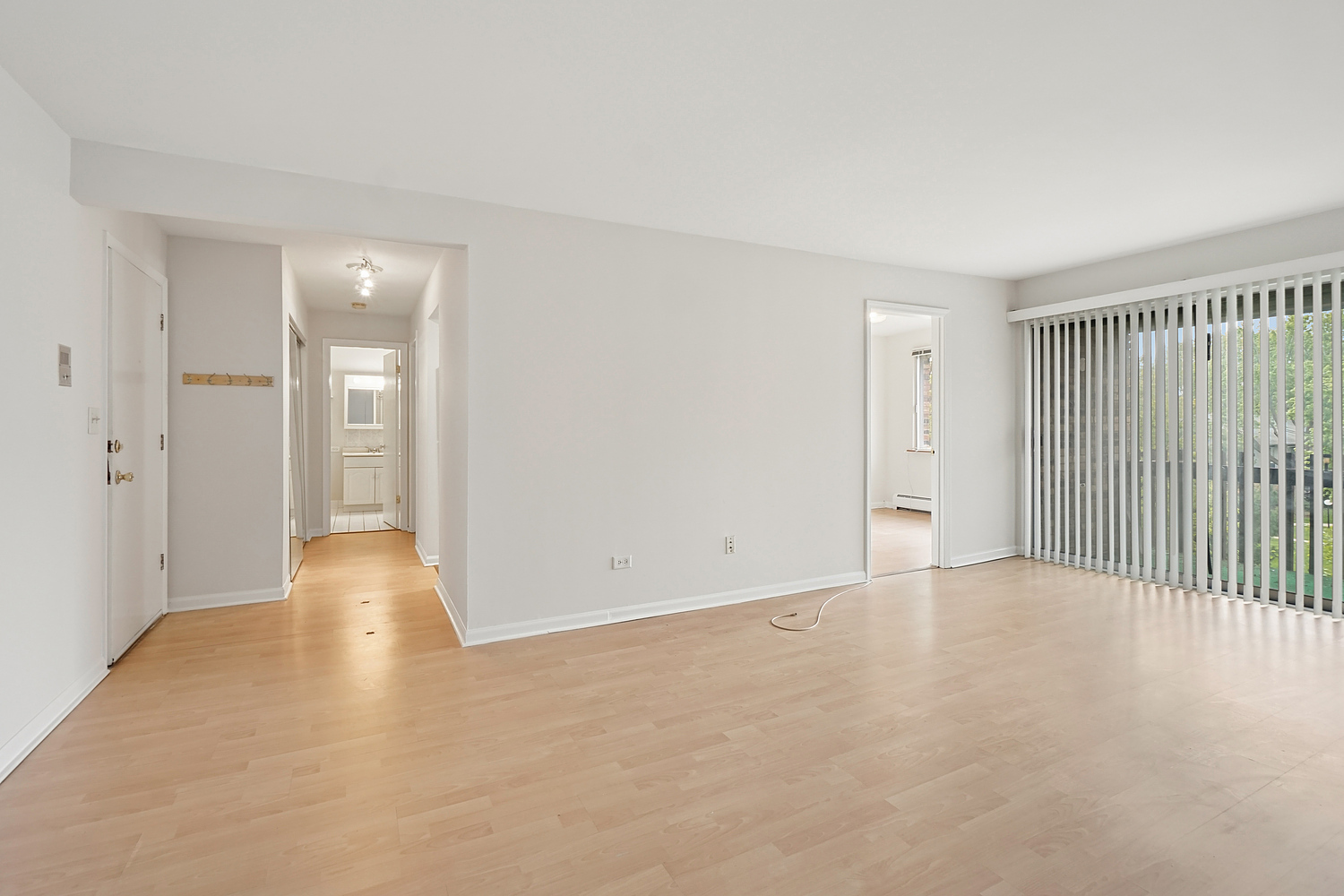 940 East Old Willow Road, Unit 307 Prospect Heights, IL 60070 - Photo 4 of 15