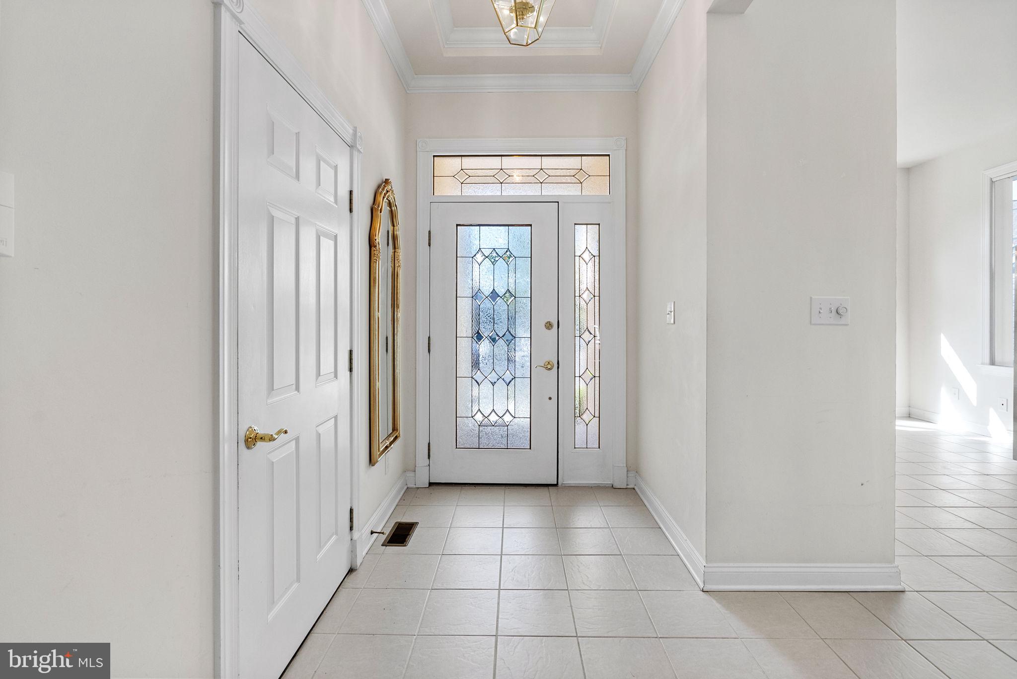 133 Sloan Road Phoenixville, PA 19460 - Photo 5 of 67 Foyer