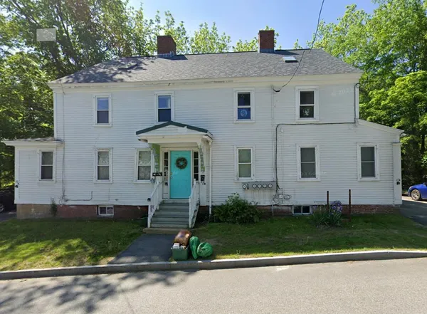 $2,400 | 19.5 Hanson Street, Dover, NH 03820