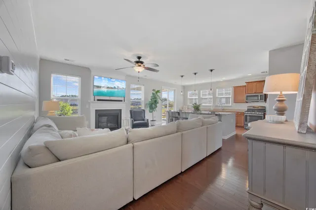 $454,900 | 627 Carolina Farms Boulevard, Myrtle Beach, SC 29579