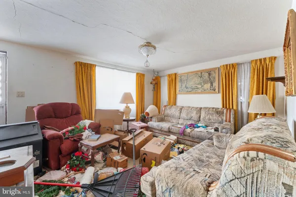 $55,000 | 210 Roberts Street, Fairmont, WV 26554