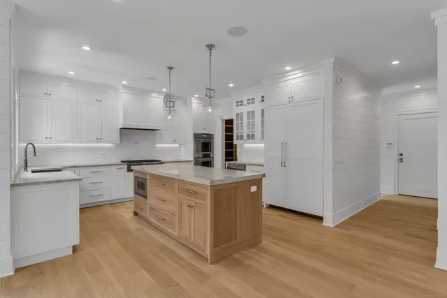 $2,375,000 | 132 Summer Hill Road, Madison, CT 06443