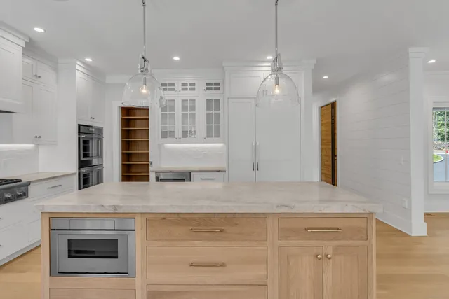 $2,375,000 | 132 Summer Hill Road, Madison, CT 06443