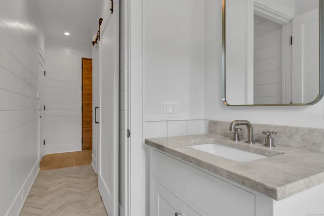 $2,375,000 | 132 Summer Hill Road, Madison, CT 06443