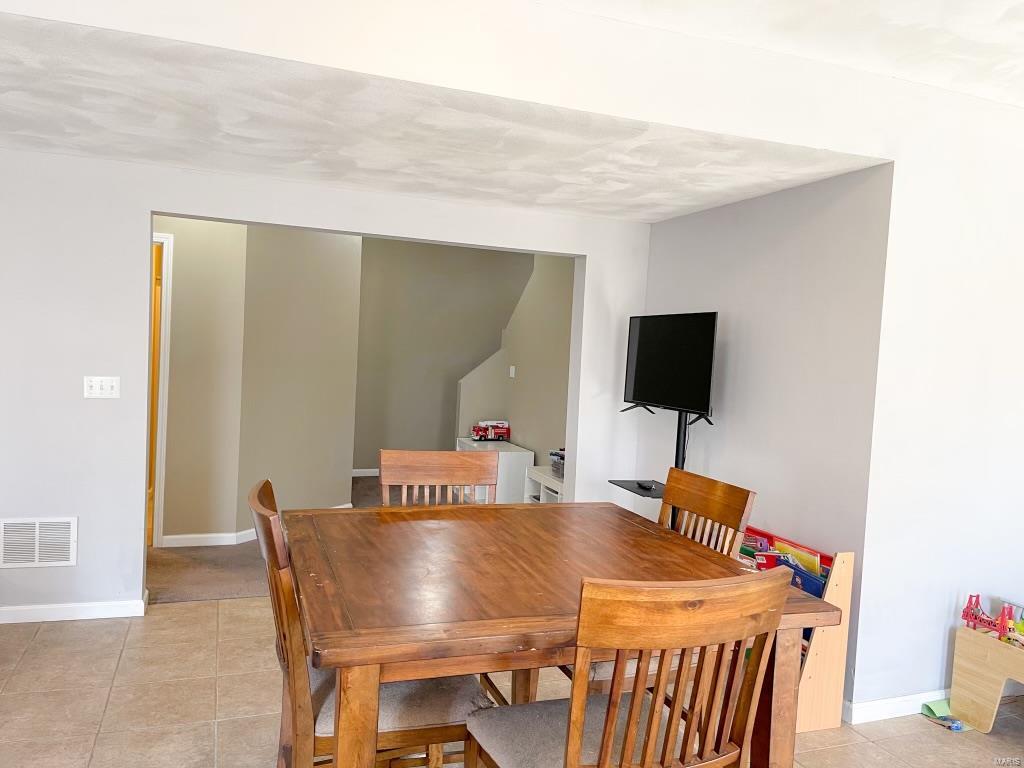 556 Longhi Road Collinsville, IL 62234 - Photo 8 of 12