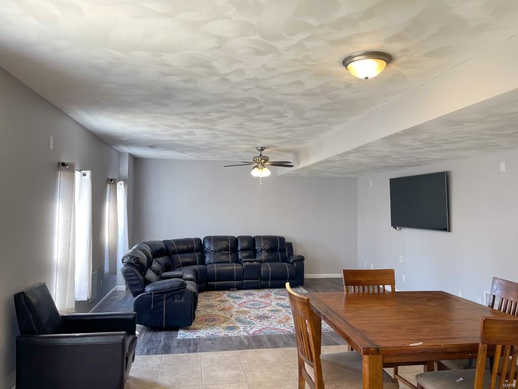 556 Longhi Road Collinsville, IL 62234 - Photo 9 of 12