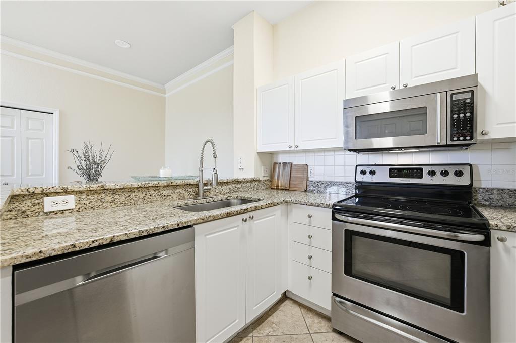 5140 Northridge Road, Unit 306 Sarasota, FL 34238 - Photo 16 of 54