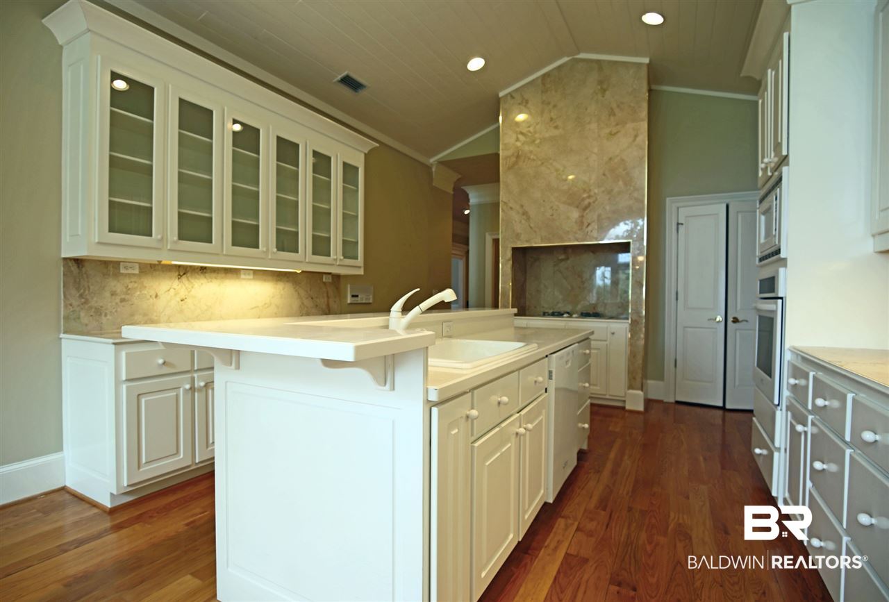 22585 Main Street Fairhope, AL 36532 - Photo 8 of 30
