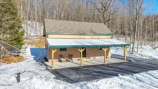 $249,900 | 271 Bald Mountain Road, Brunswick, NY 12180