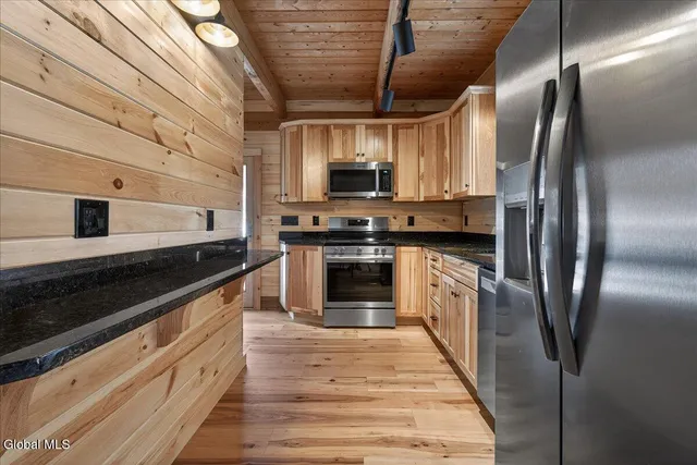 $249,900 | 271 Bald Mountain Road, Brunswick, NY 12180