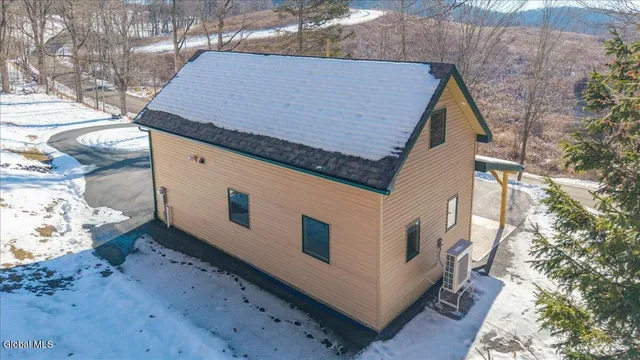 $249,900 | 271 Bald Mountain Road, Brunswick, NY 12180