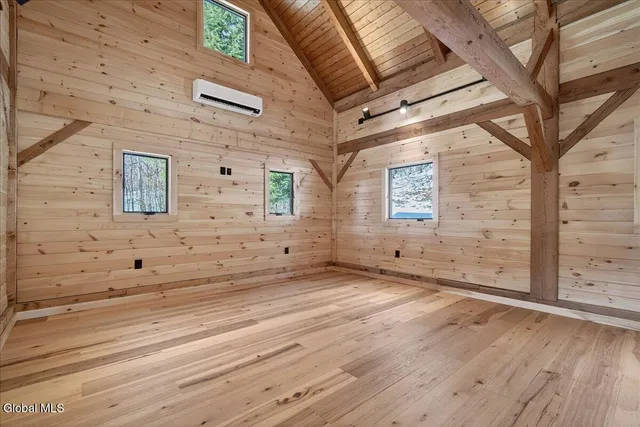 $249,900 | 271 Bald Mountain Road, Brunswick, NY 12180