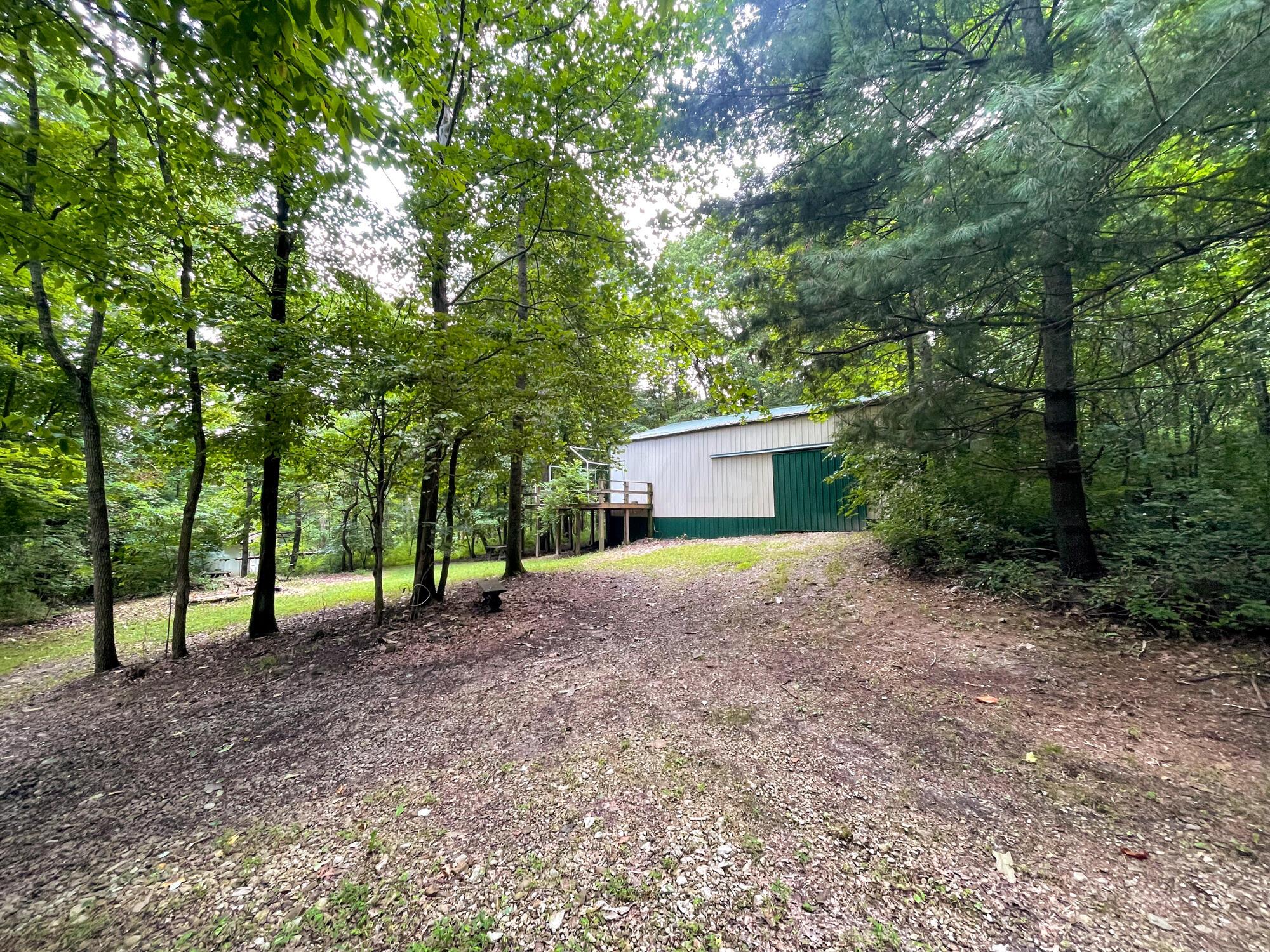 11175 Gore-Greendale Road Logan, OH 43138 - Photo 4 of 19 IMG_4631