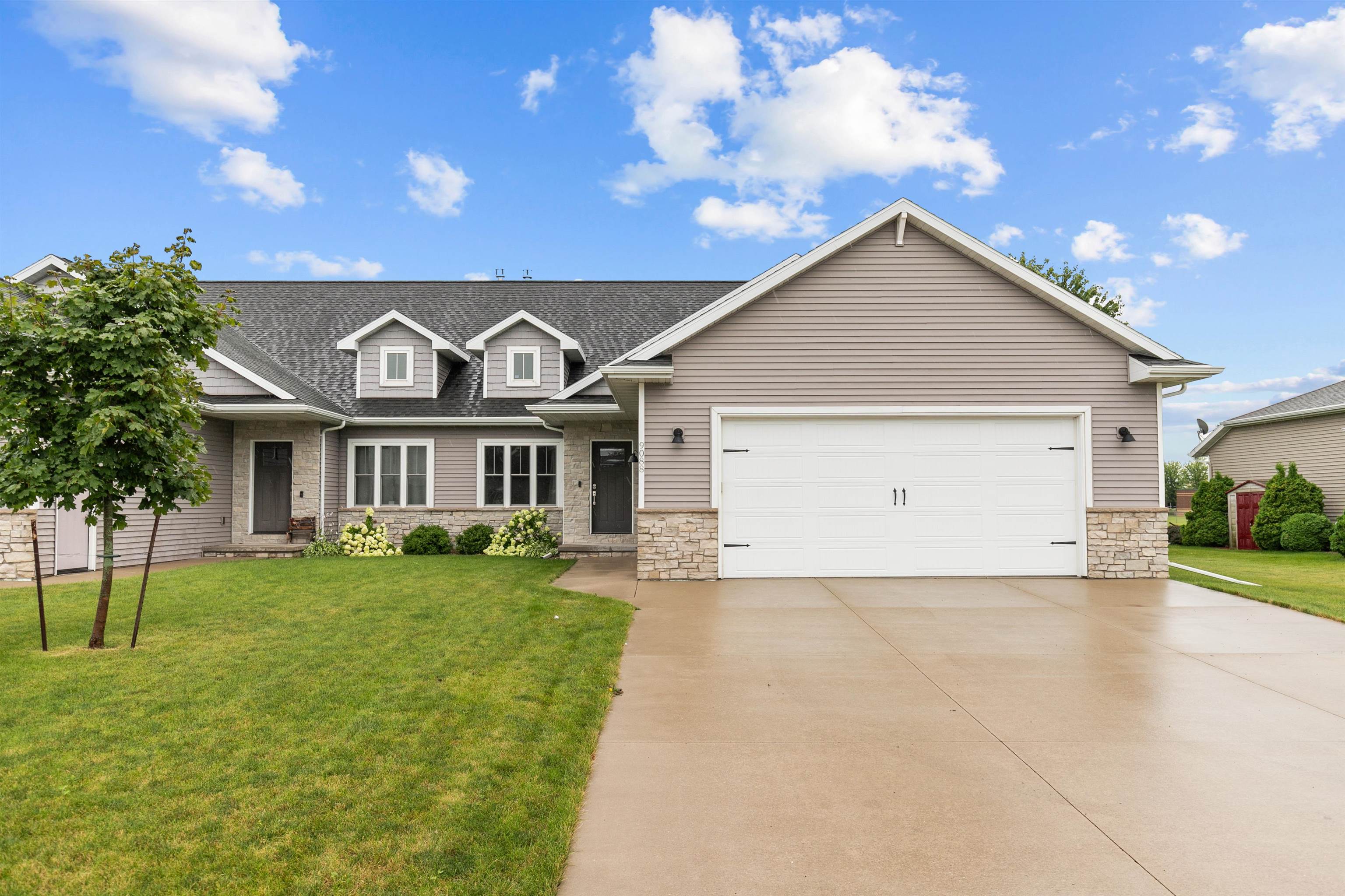 N9088 Spring Valley Road Menasha, WI 54952 - Photo 1 of 1 Gallery Image 1