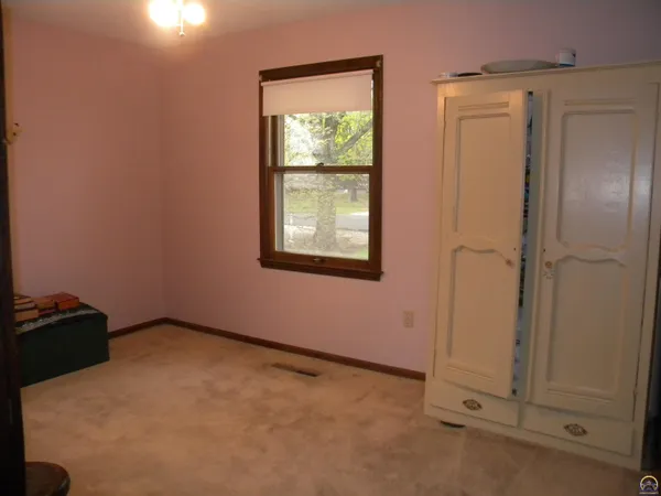 $275,000 | 313 West 7th Street, Lebo, KS 66856