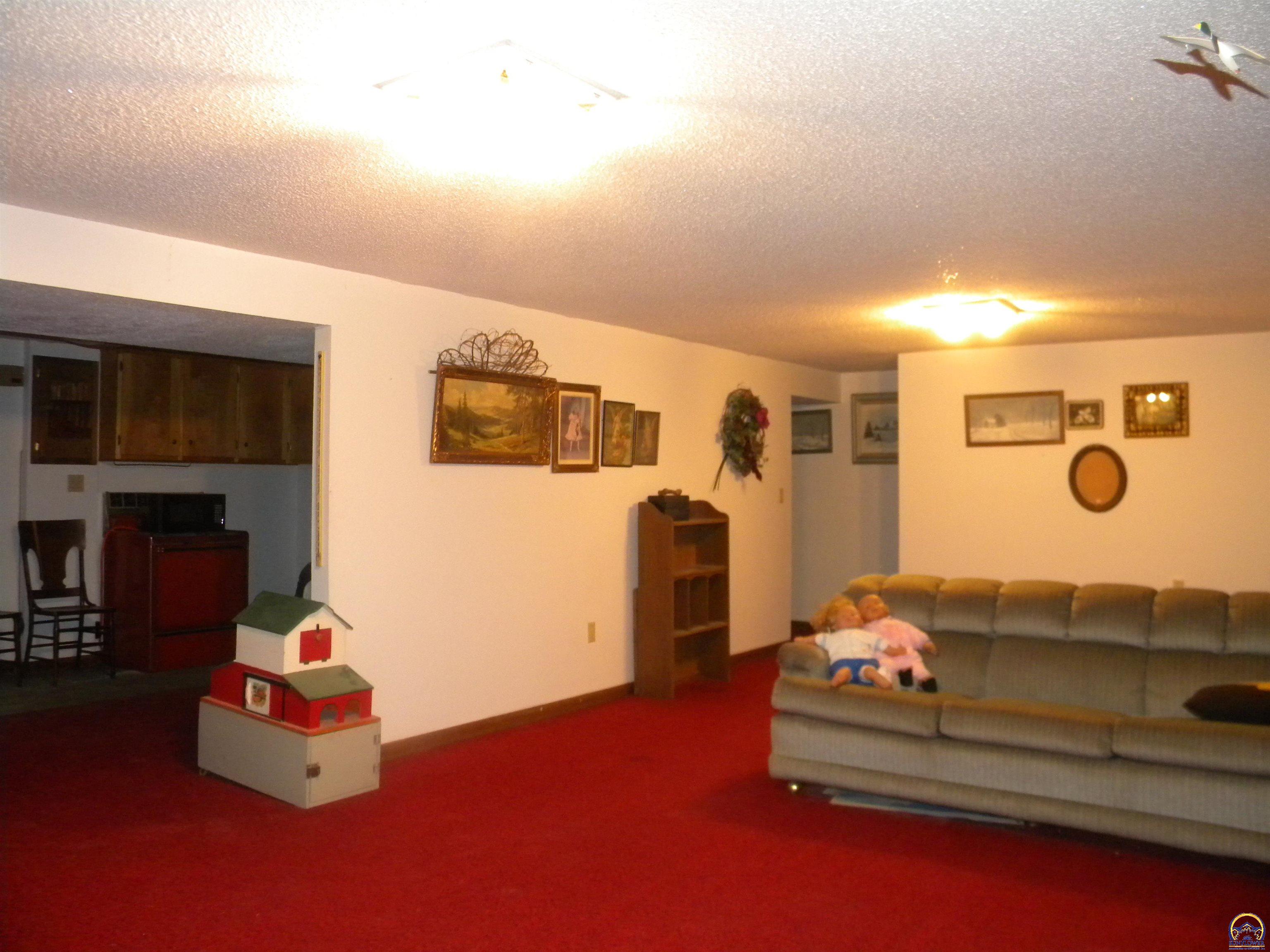 313 West 7th Street Lebo, KS 66856 - Photo 14 of 19