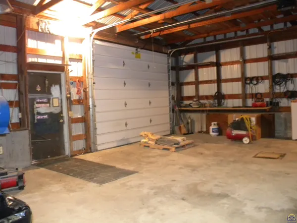 $275,000 | 313 West 7th Street, Lebo, KS 66856