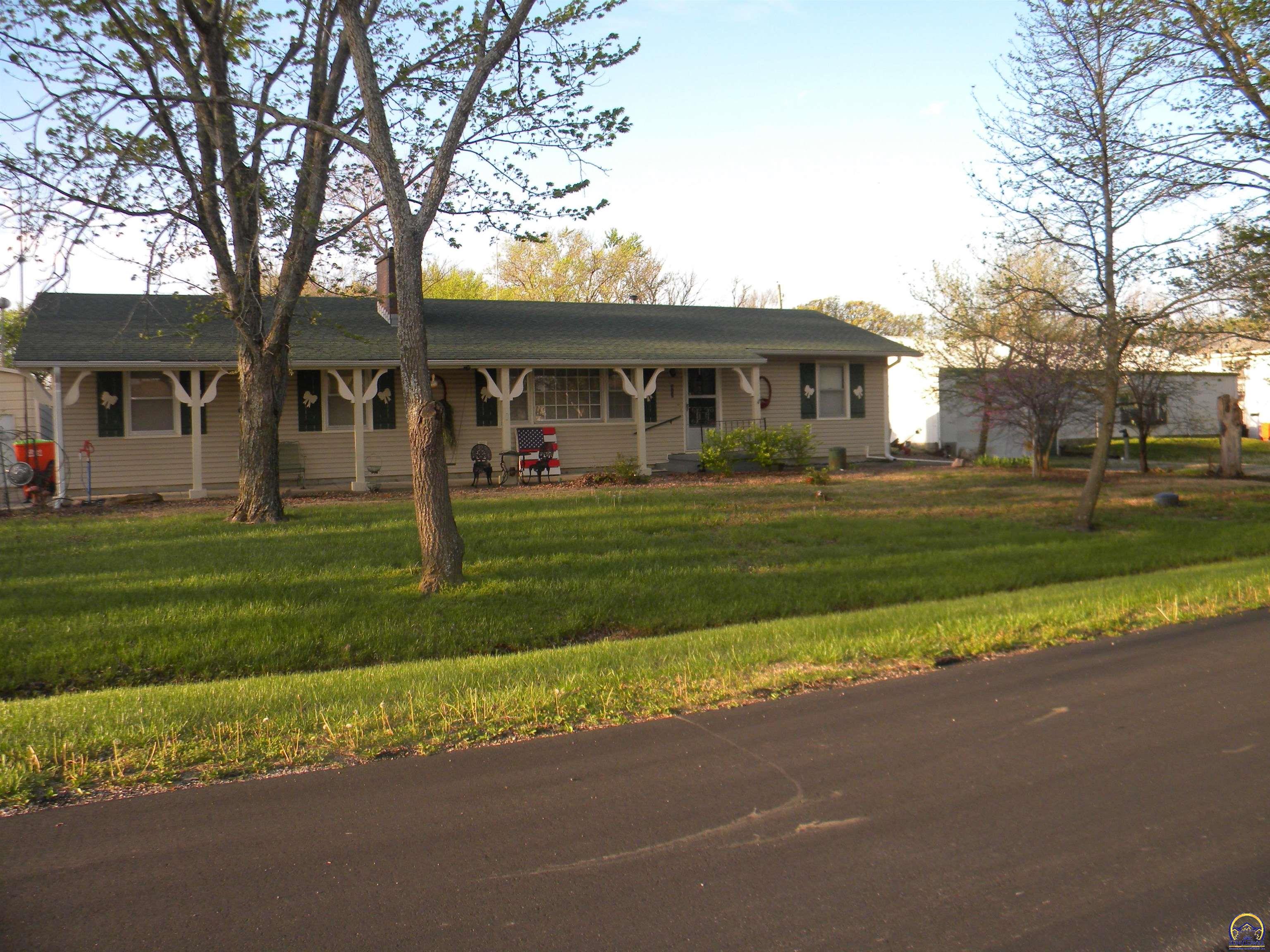 313 West 7th Street Lebo, KS 66856 - Photo 5 of 19