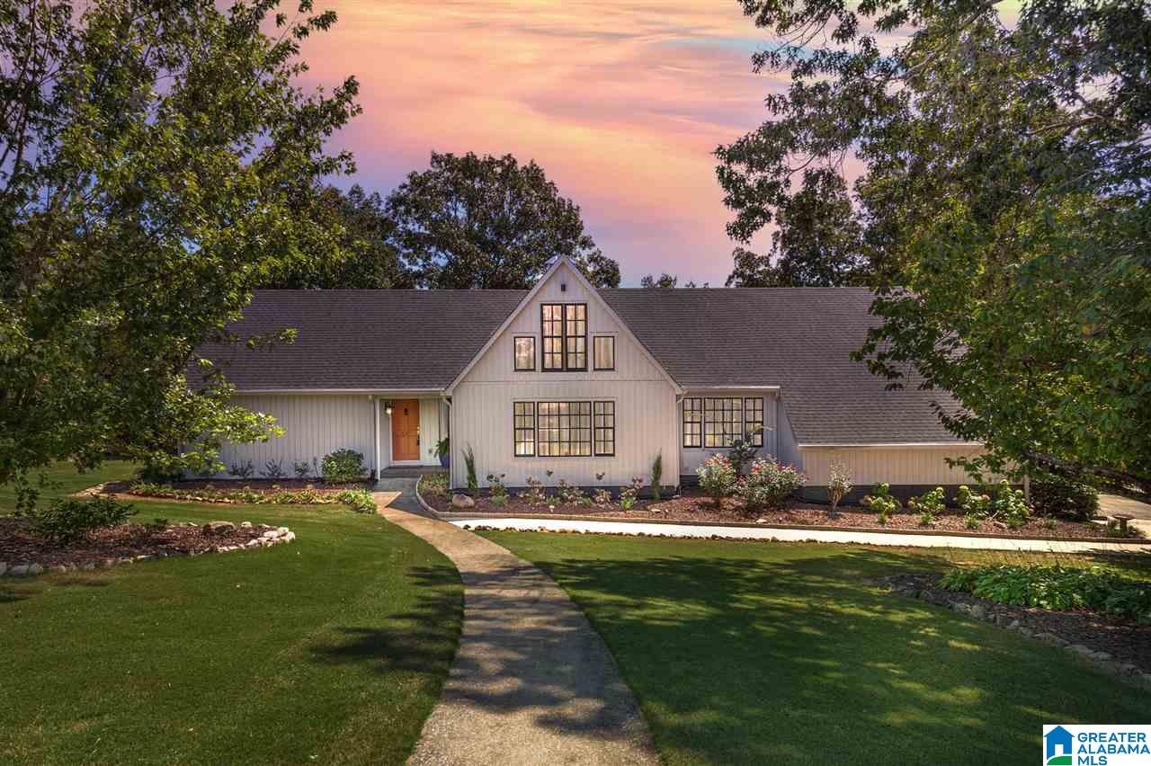 635 Hillyer High Road Anniston, AL 36207 - Photo 1 of 48