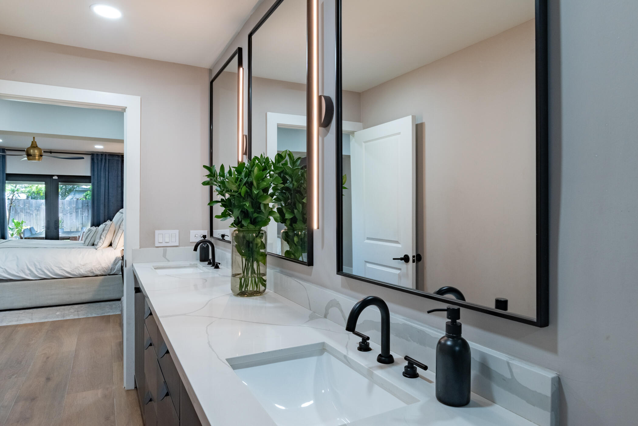 335 Franklin Road West Palm Beach, FL 33405 - Photo 30 of 44 © Clark-335 Franklin Dr-029