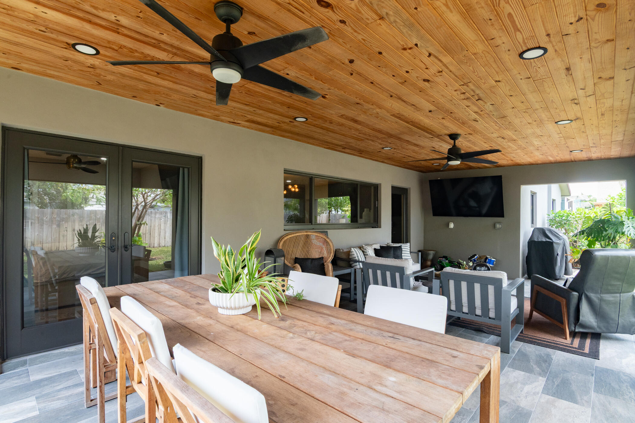 335 Franklin Road West Palm Beach, FL 33405 - Photo 37 of 44 © Clark-335 Franklin Dr-036