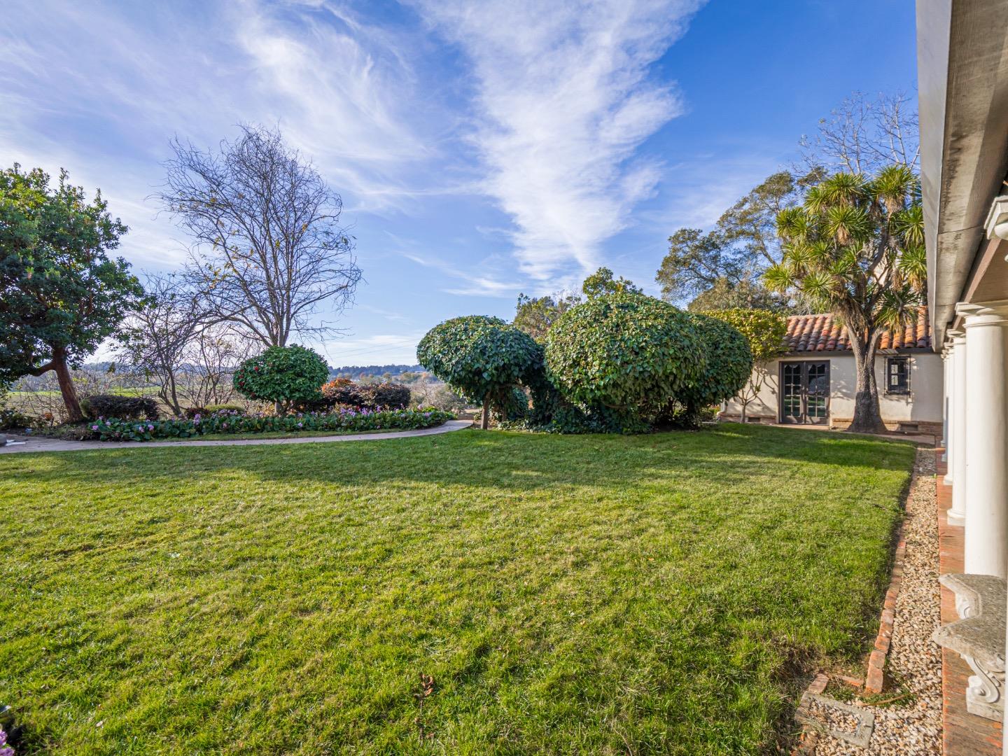 347 Amesti Road Watsonville, CA 95076 - Photo 25 of 35 Gallery Image 25