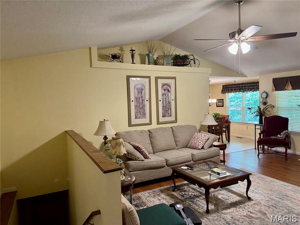 307 Monticello Place Edwardsville, IL 62025 - Photo 14 of 35