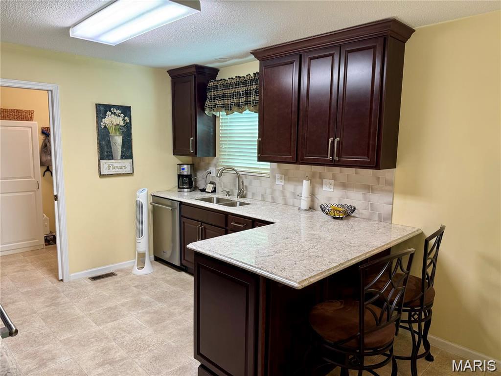 307 Monticello Place Edwardsville, IL 62025 - Photo 17 of 35