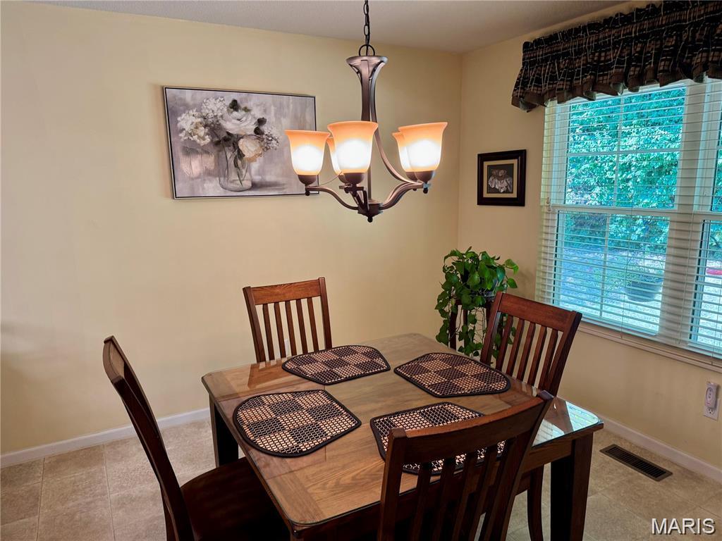 307 Monticello Place Edwardsville, IL 62025 - Photo 20 of 35