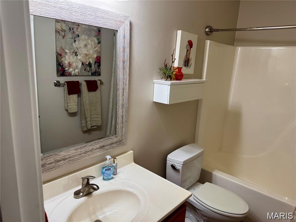 307 Monticello Place Edwardsville, IL 62025 - Photo 28 of 35