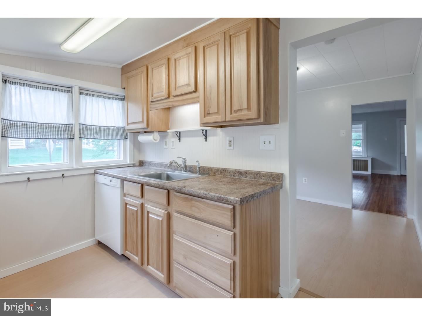 320 Clements Bridge Road Barrington, NJ 08007 - Photo 14 of 23