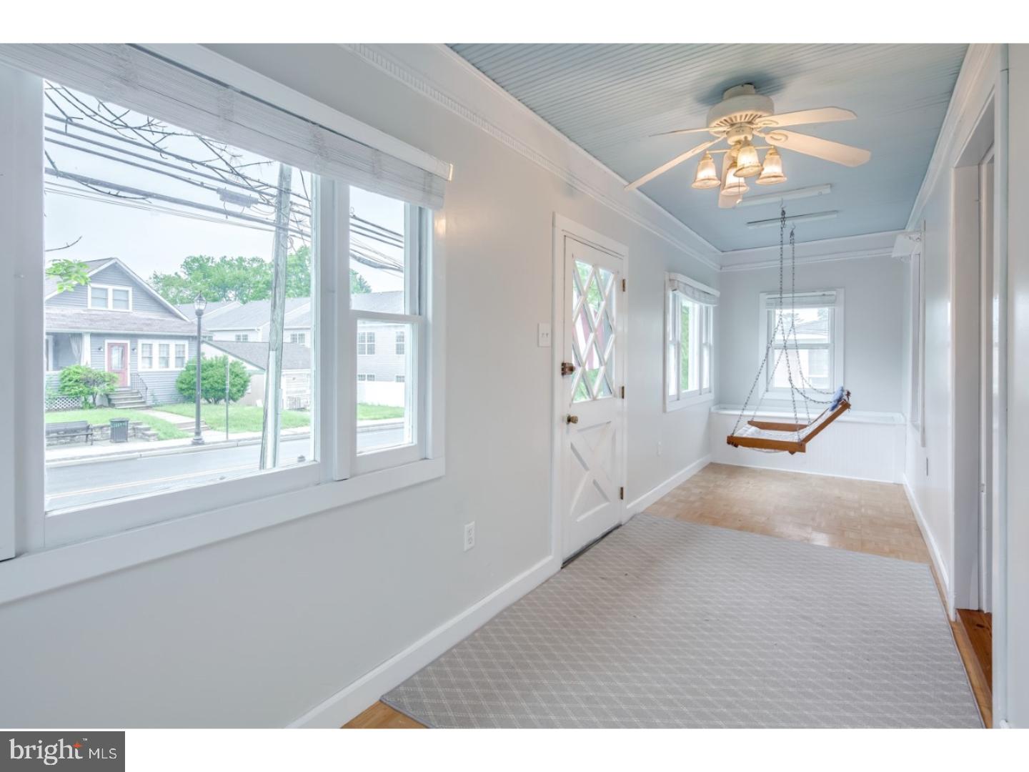 320 Clements Bridge Road Barrington, NJ 08007 - Photo 3 of 23
